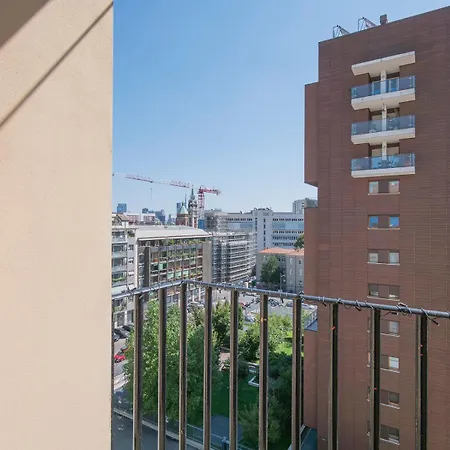 Apartment Youhosty- Citylife & Sempione